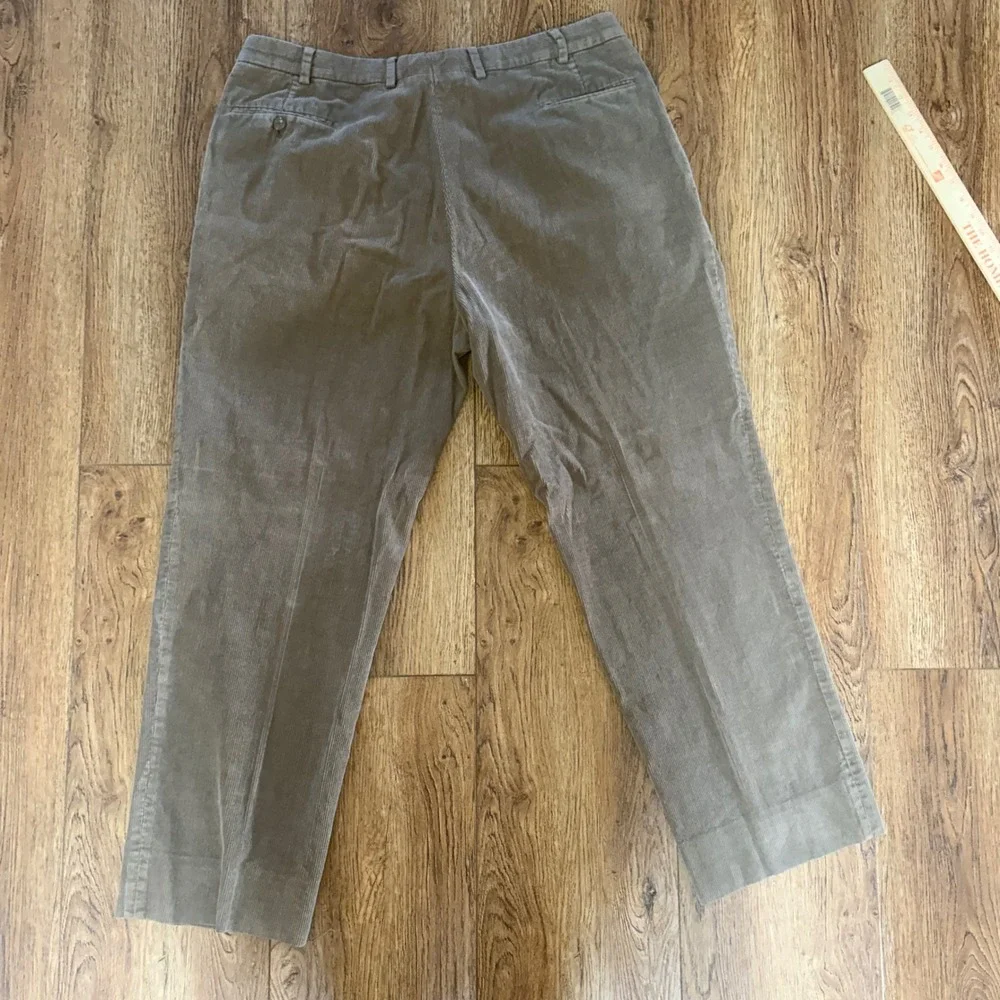 Jos.‎ A. Bank Mens Pleated Corduroy Pants Taupe Brown Straight Leg 38x31 Relaxed